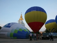 Воздушные шары на Михайловской площади